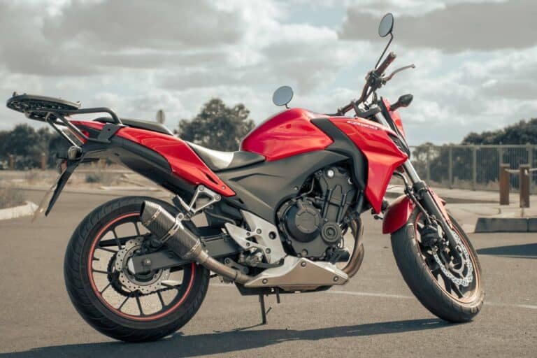 Kiek pūsti oro į motociklo padangas